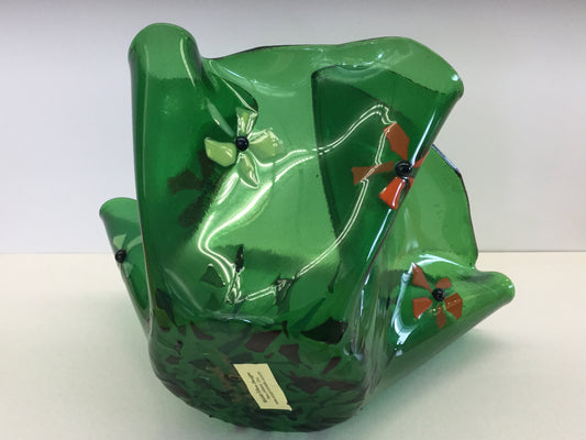 Fused glass Daisy dish by Iris