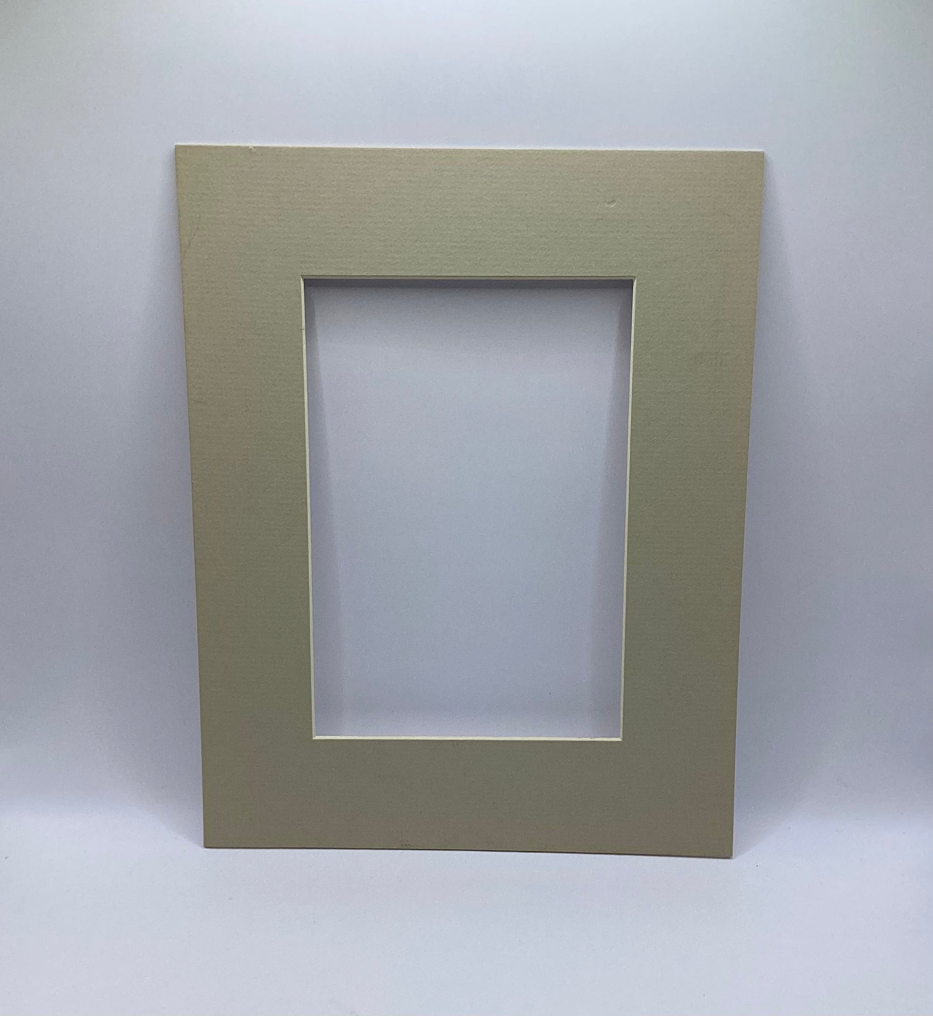 G.St - Acid Free Matting - 8x10 with 5x7 opening - Blue - 23PMBG