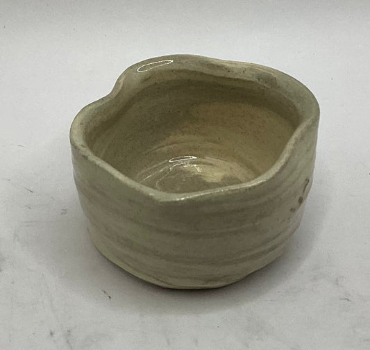 Mini pottery Bowls by Simone Holzamer