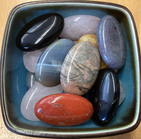 High Quality Palm Stones