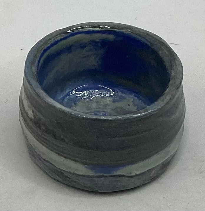 Mini pottery Bowls by Simone Holzamer