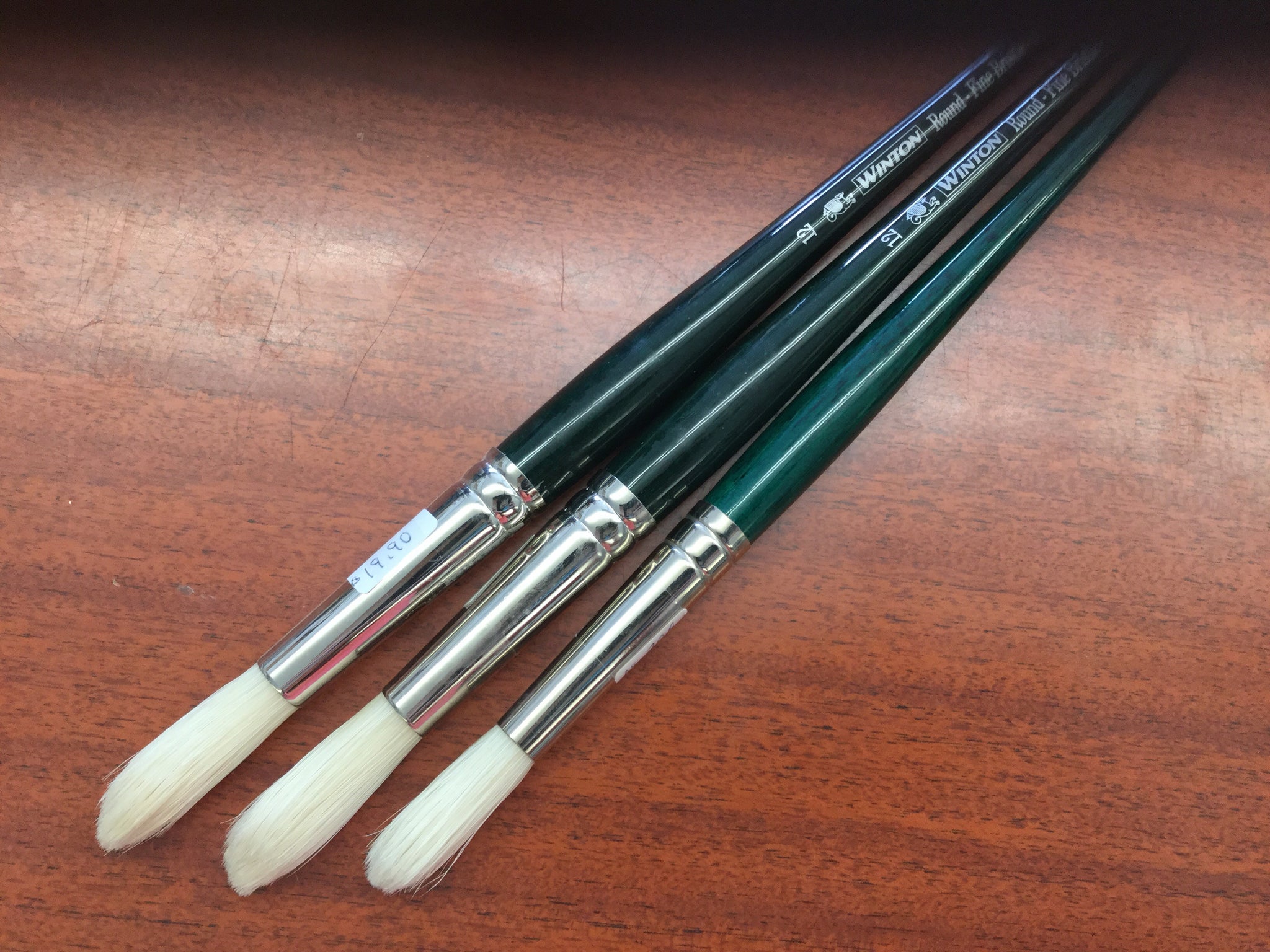 Winston round fine hog bristle