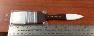 HJ ser. 920 white taklon brush 1 1/2inch