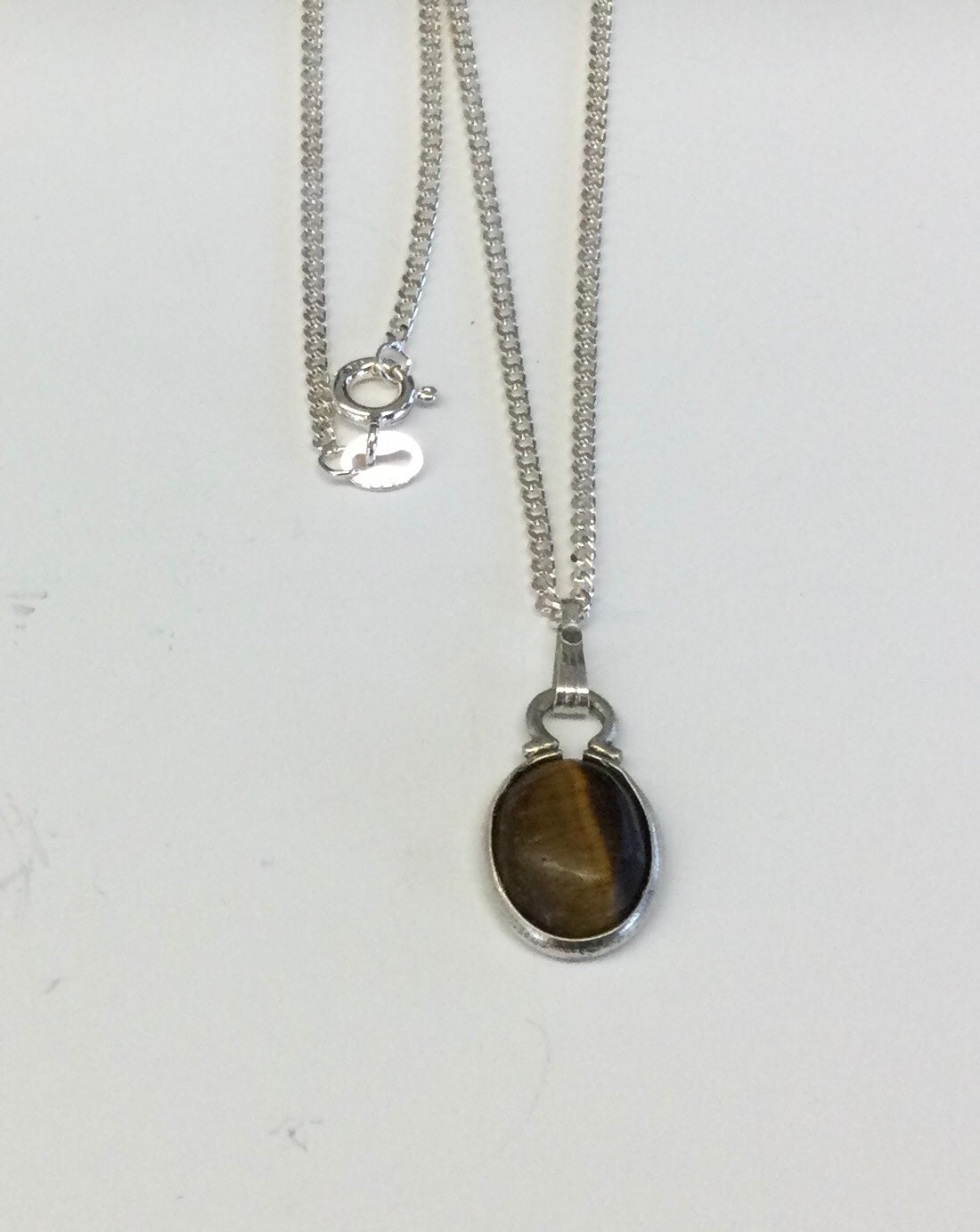 Tiger eye pendant with chain