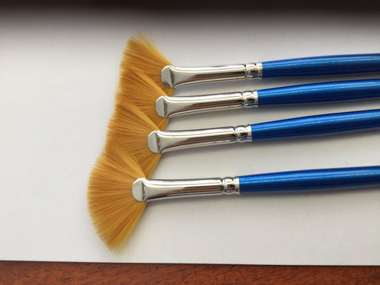 HJ - Gold Sable fan brush ser. 610