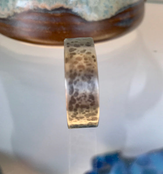 Wide band ring