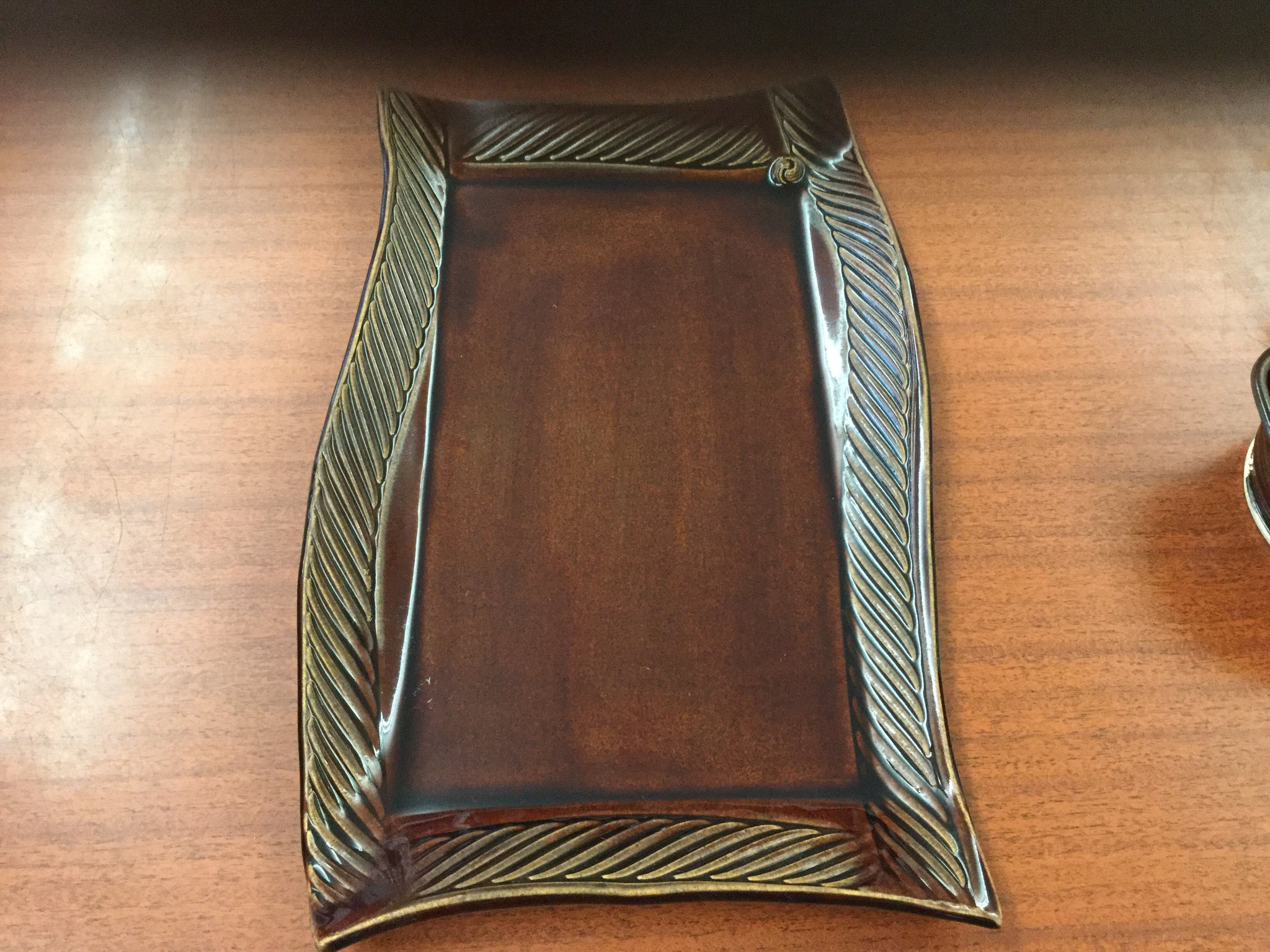 Rectangular plate