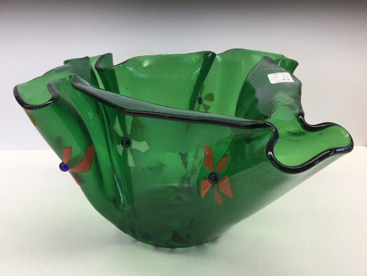 Fused glass Daisy dish by Iris